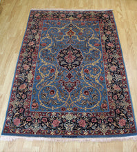 Load image into Gallery viewer, Green Hand Made Silk Base Carpet