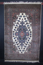 Load image into Gallery viewer, Hand Made Part Silk Pakistani Carpet