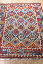 Load image into Gallery viewer, Hand Made Afghani &#39;Kabul&#39; Kilim